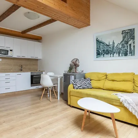 Apartment 7th Heaven, - Old Town *